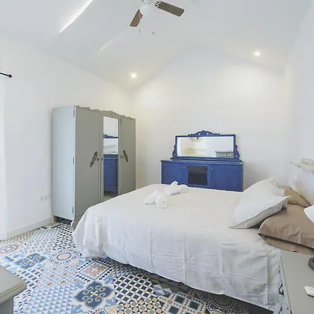 Cubo's Casa La Luz De *